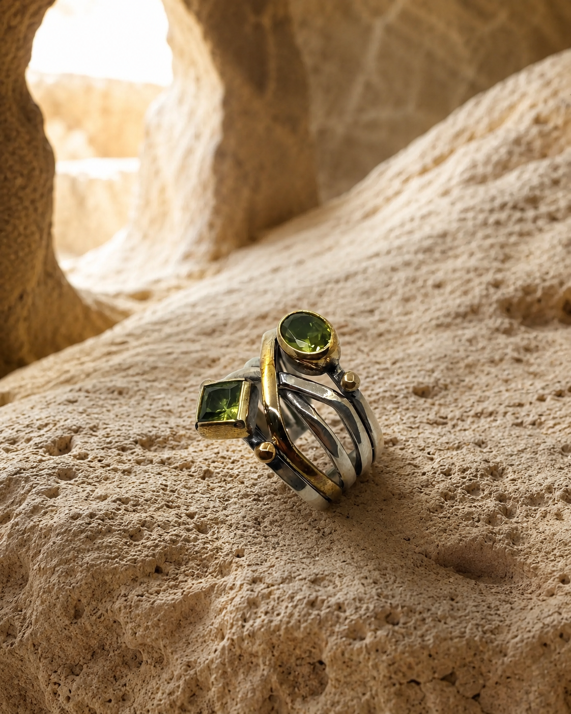 Bronze Detailed 925 Sterling Silver Ring with Zultanite Stones — sterling-silver-zultanite-ring-cappadocia-2