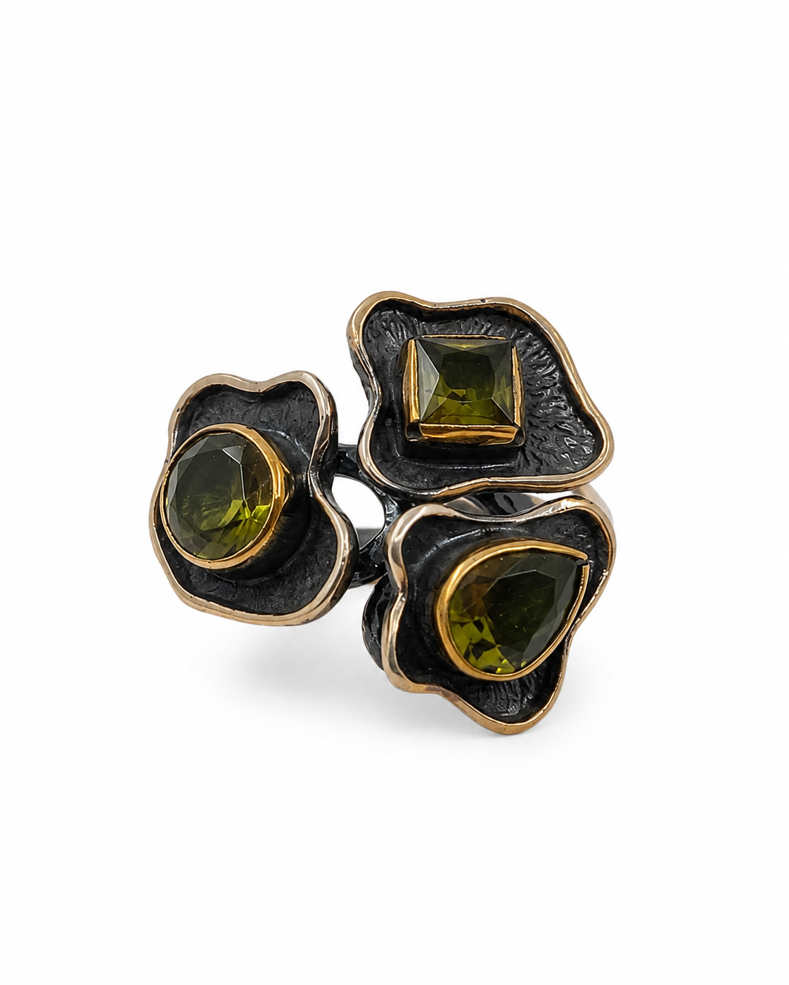 Floral Trio 925 Sterling Silver Ring with Zultanite Stones — sterling-silver-zultanite-ring-e-commorce