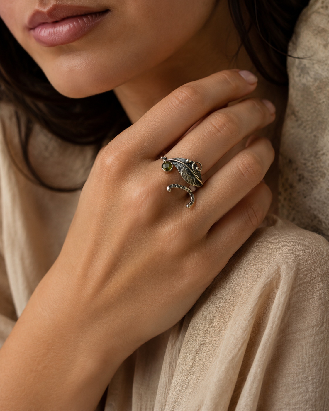 925 Sterling Silver Leaf Form Ring with Zultanite Stone — sterling-silver-zultanite-ring-woman-hand