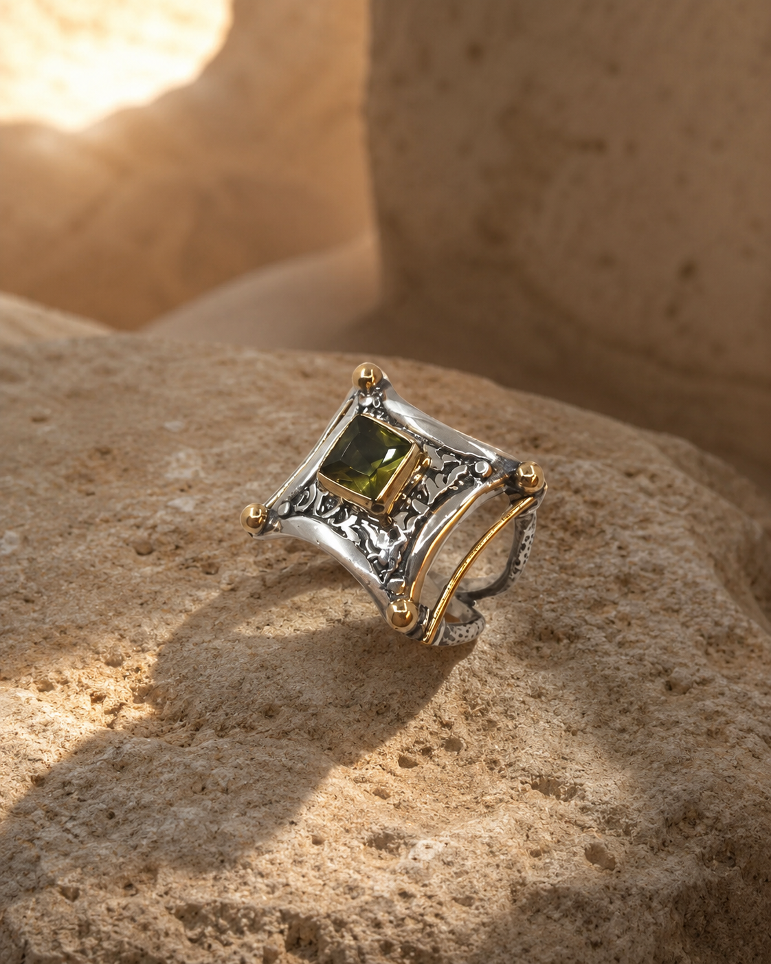 Ornate 925 Sterling Silver Ring with Zultanite Stone and Bronze Details — sterling-silver-zultanit-ring-cappadocia-3