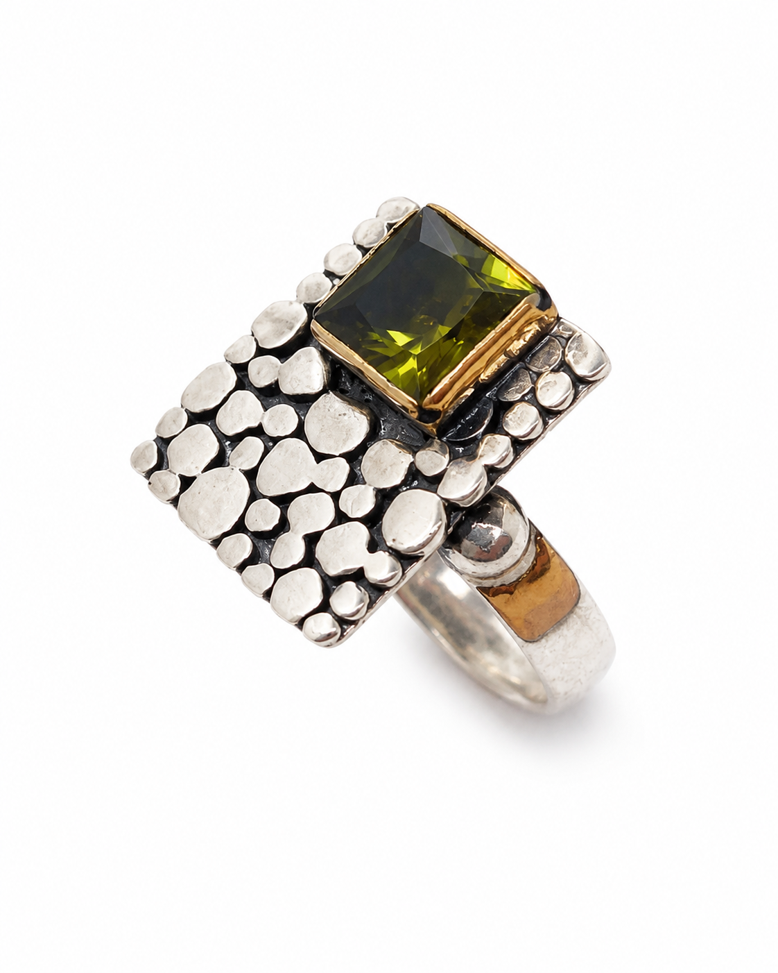 Textured Plate 925 Sterling Silver Ring with Square Zultanite Stone — sterling-silver-zultanit-ring-e-commorce