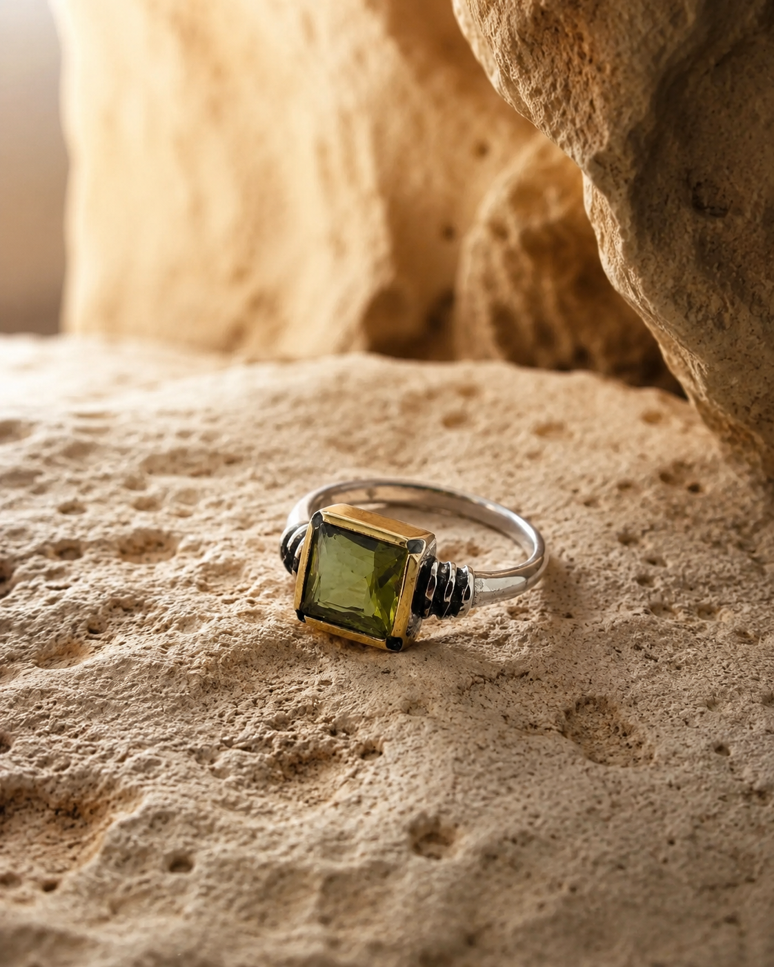 Minimal 925 Sterling Silver Ring with Square Zultanite Stone — ChatGPT Image 3 Haz 2026 16_52_31