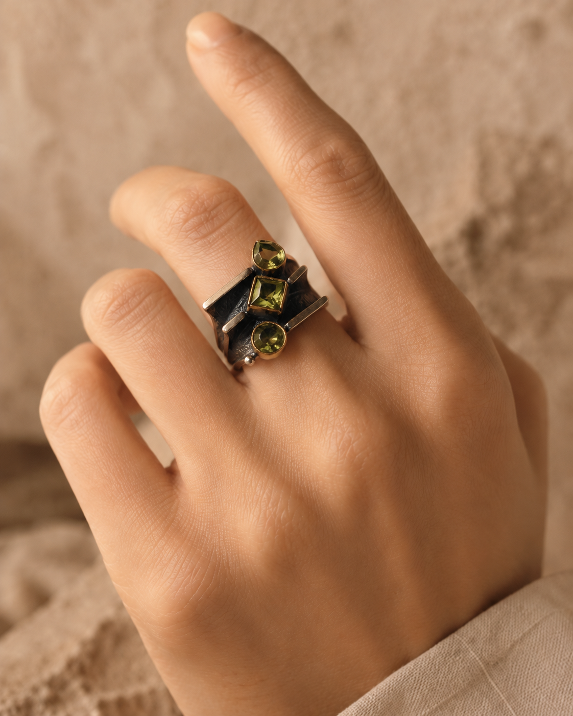 Layered Plate 925 Sterling Silver Ring with Trio Zultanite Stones — sterling-silver-zultanit-ring-woman-hand